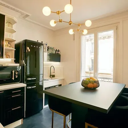 Elegant Logement Porte Maillot